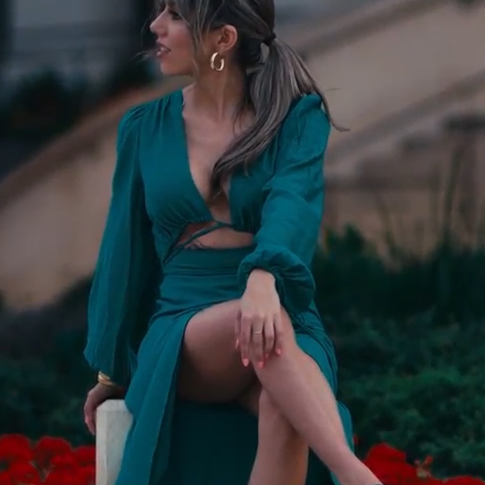Showpo DEMIEH MIDI DRESS - FRONT CUT OUT LONG SLEEVE DRESS IN GREEN